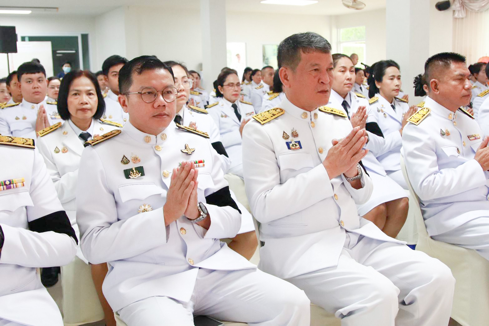 title - ส.ป.ก.ระนอง เข้าร่วมพิธีวันที่ระลึกวันคล้ายวันสวรรคต พระบาทสมเด็จพระปรเมนทรมหาอานันทมหิดล พระอัฐมรามาธิบดินทร